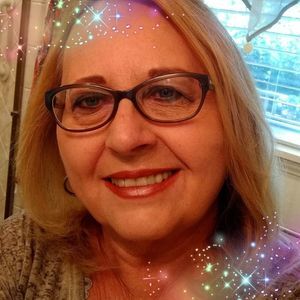 Meet your Posher, Deborah